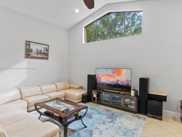 16621 Royal Poinciana Ct, Weston, FL 33326