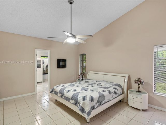 16621 Royal Poinciana Ct, Weston, FL 33326