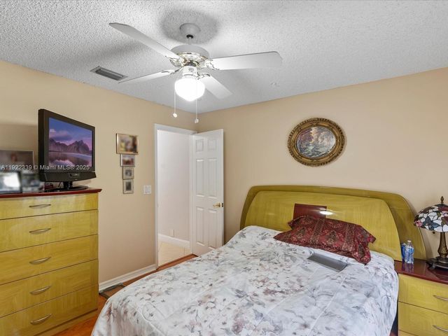 16621 Royal Poinciana Ct, Weston, FL 33326