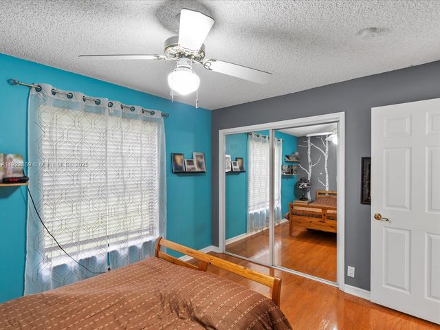 16621 Royal Poinciana Ct, Weston, FL 33326