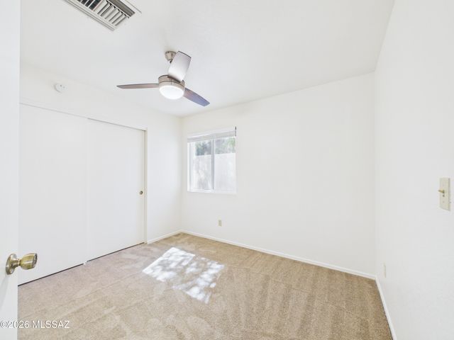 4763 W Latchstring Court, Tucson, AZ 85741