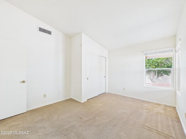 4763 W Latchstring Court, Tucson, AZ 85741