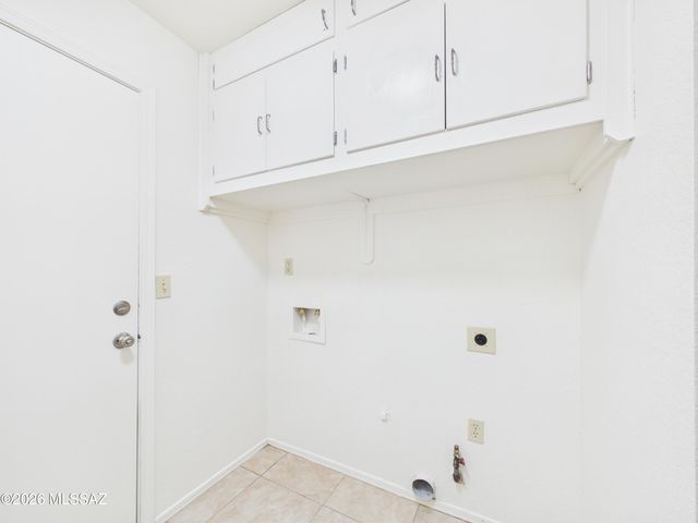 4763 W Latchstring Court, Tucson, AZ 85741