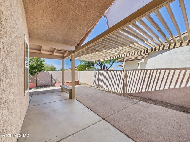 4763 W Latchstring Court, Tucson, AZ 85741