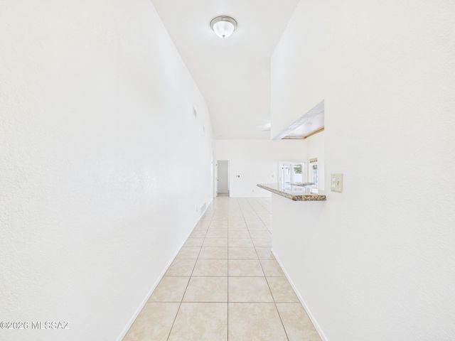 4763 W Latchstring Court, Tucson, AZ 85741