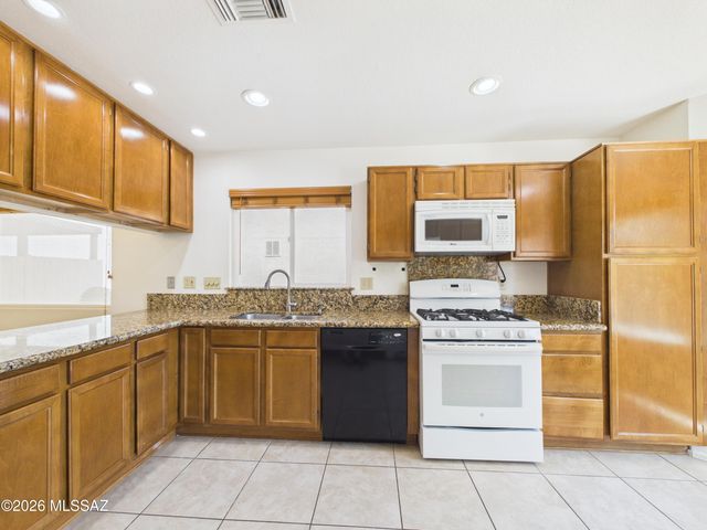 4763 W Latchstring Court, Tucson, AZ 85741