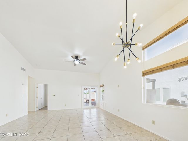 4763 W Latchstring Court, Tucson, AZ 85741