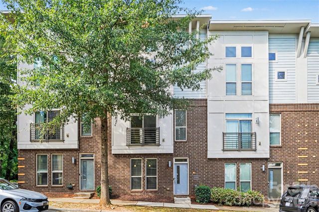 3509 Artists Way, Charlotte, NC 28205