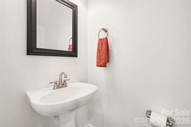 3509 Artists Way, Charlotte, NC 28205