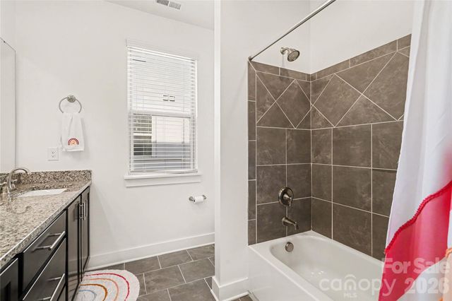 3509 Artists Way, Charlotte, NC 28205
