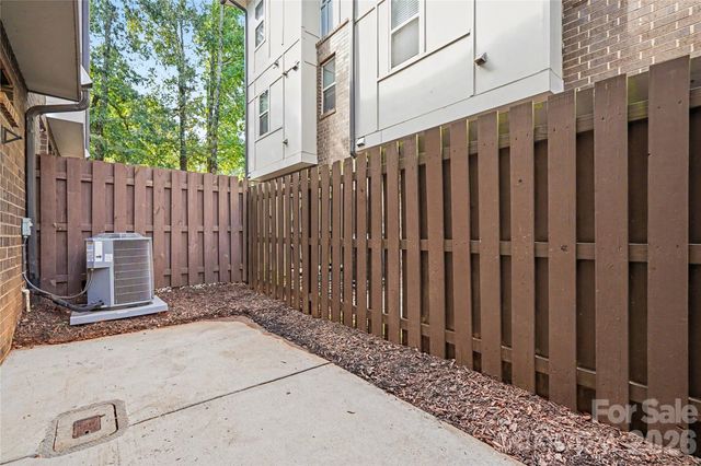 3509 Artists Way, Charlotte, NC 28205