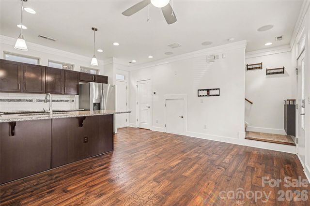 3509 Artists Way, Charlotte, NC 28205