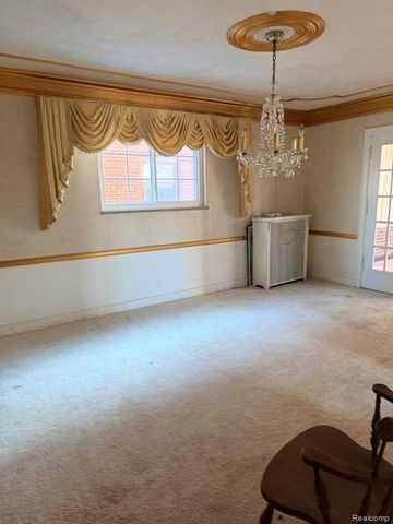 18303 Santa Barbara Drive, Detroit, MI 48221