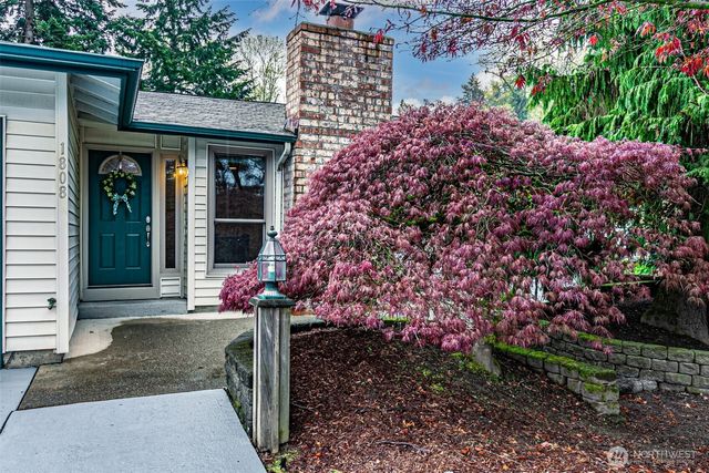 1808 Riverview Drive NE, Auburn, WA 98002