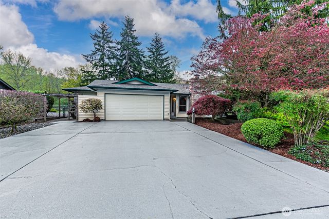 1808 Riverview Drive NE, Auburn, WA 98002