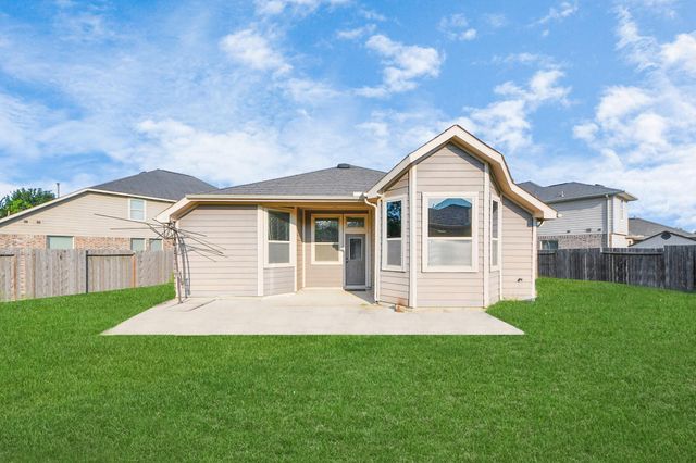 2402 Village Lakes Drive, Katy, TX 77493