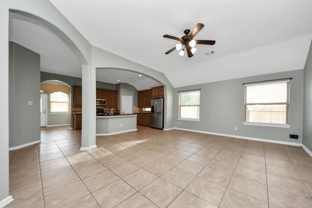 2402 Village Lakes Drive, Katy, TX 77493