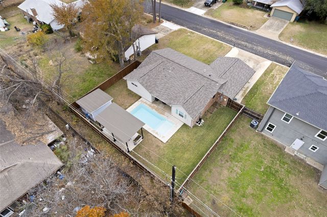 3304 Huisache Street, Denton, TX 76209