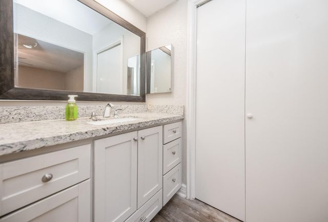16418 Blackhawk Boulevard, Friendswood, TX 77546