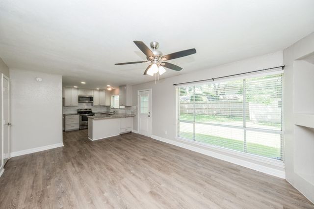 16418 Blackhawk Boulevard, Friendswood, TX 77546