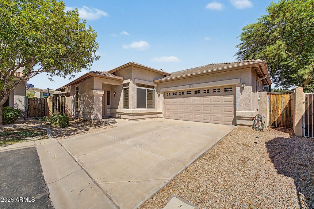1270 E THOMPSON Way, Chandler, AZ 85286 — exterior