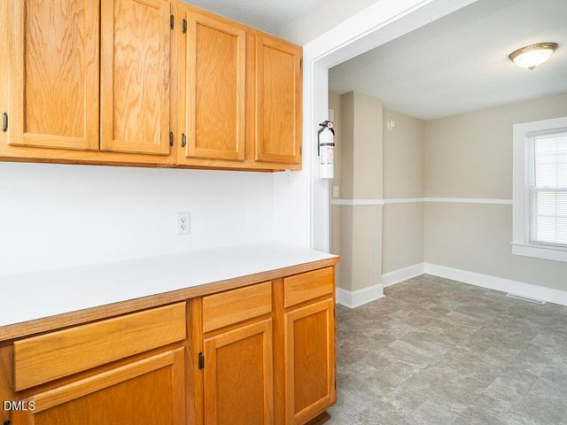 1441 N Graham Hopedale Road, Burlington, NC 27217