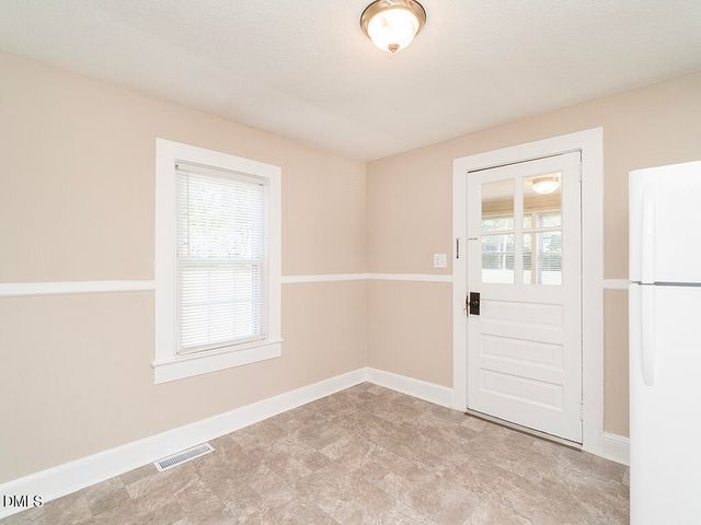 1441 N Graham Hopedale Road, Burlington, NC 27217