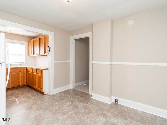 1441 N Graham Hopedale Road, Burlington, NC 27217