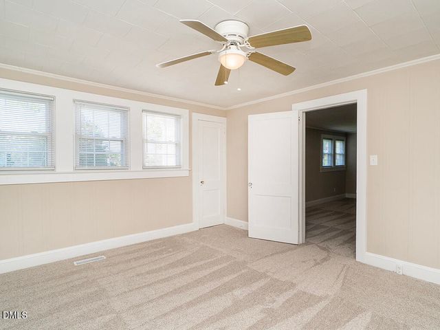 1441 N Graham Hopedale Road, Burlington, NC 27217