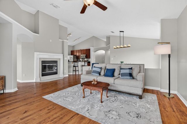 19500 GLEN ELM WAY, Orlando, FL 32833