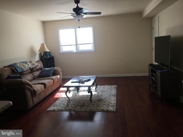 1 PENNSYLVANIA RD #2, Glassboro, NJ 08028
