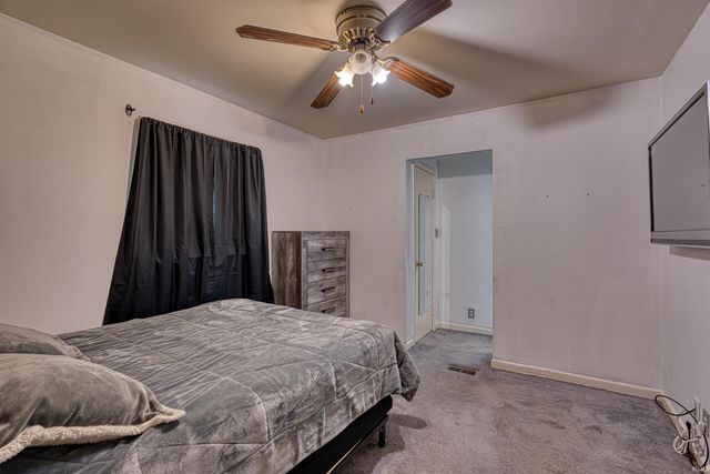 1512 N Saint James Boulevard, Evansville, IN 47711