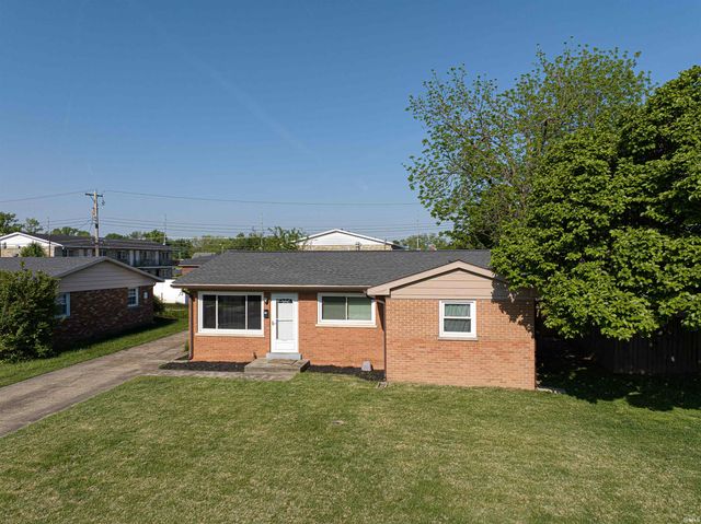 1512 N Saint James Boulevard, Evansville, IN 47711