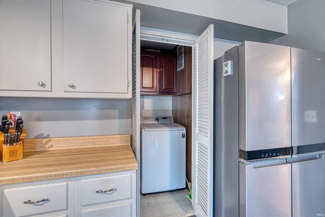 1512 N Saint James Boulevard, Evansville, IN 47711