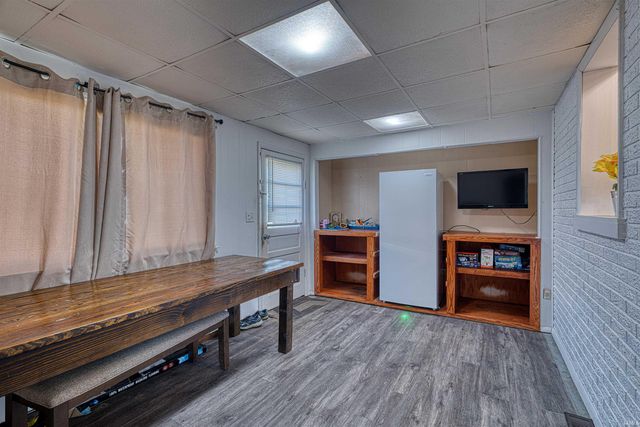 1512 N Saint James Boulevard, Evansville, IN 47711
