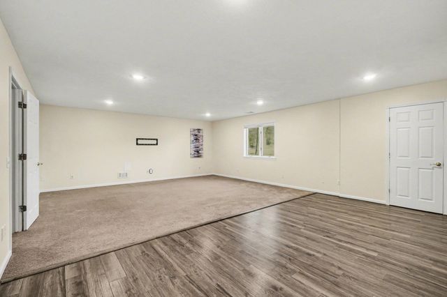 3214 7th Street, Wayland, MI 49348