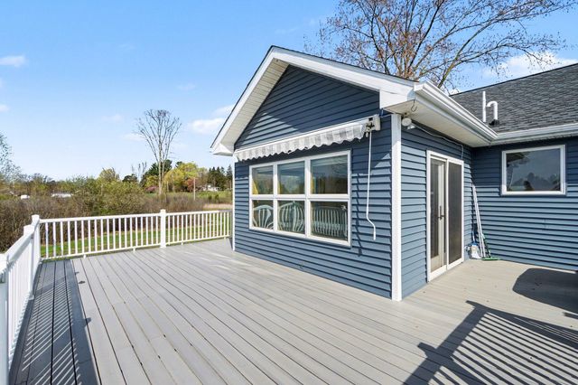 3214 7th Street, Wayland, MI 49348