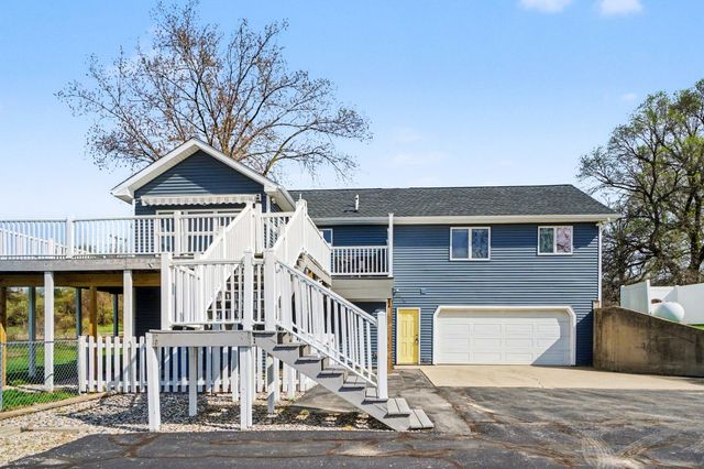 3214 7th Street, Wayland, MI 49348