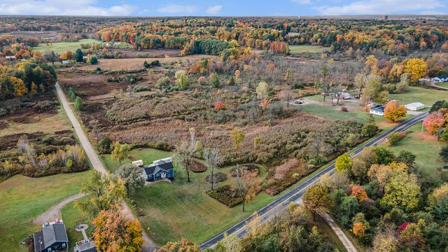 3214 7th Street, Wayland, MI 49348
