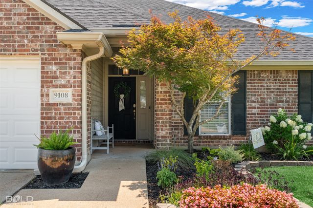 9108 Coral Bells Court, Shreveport, LA 71115