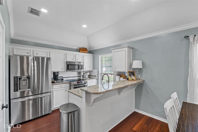 9108 Coral Bells Court, Shreveport, LA 71115