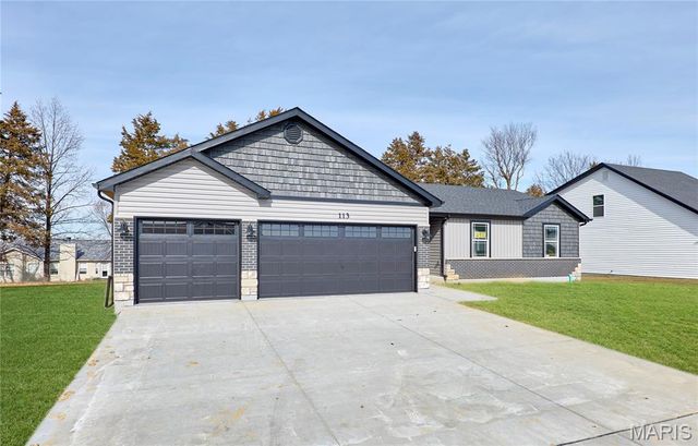 135 Peruque Creek Manor, Wright City, MO 63390