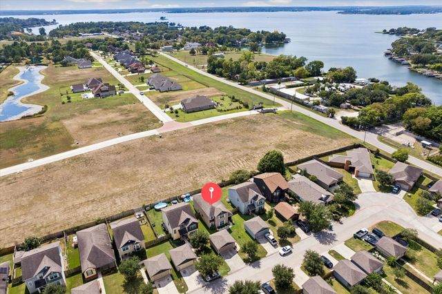 10885 S Lake Mist Lane, Willis, TX 77318