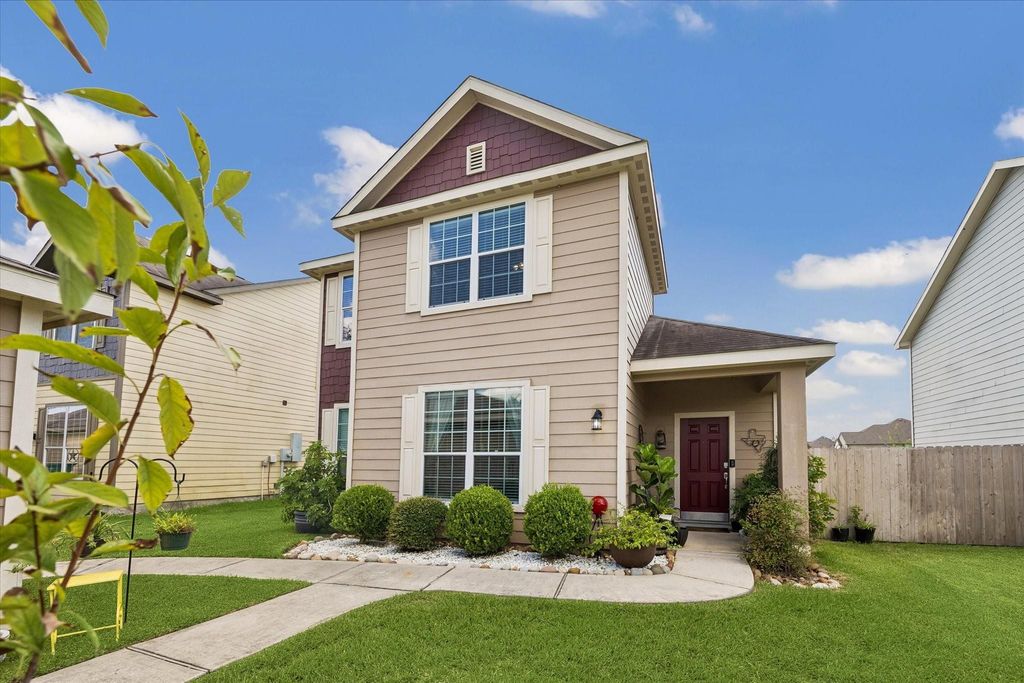 10885 S Lake Mist Lane, Willis, TX 77318