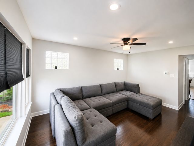 12520 S Yale Avenue, Chicago, IL 60628