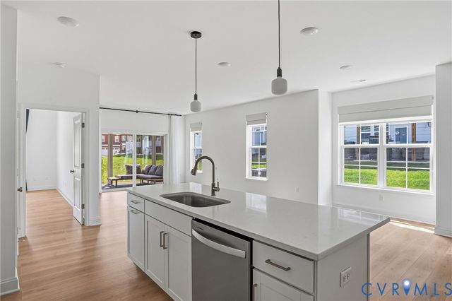 13729 Randolph Pond Ln, Midlothian, VA 23114