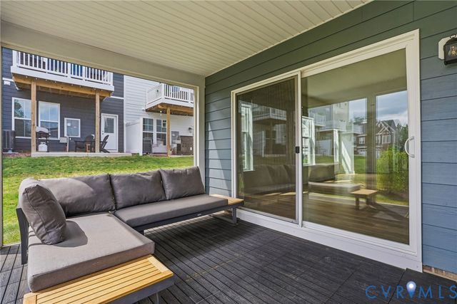 13729 Randolph Pond Ln, Midlothian, VA 23114