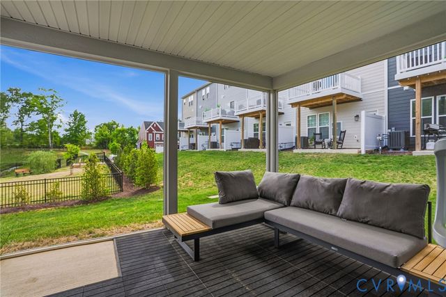 13729 Randolph Pond Ln, Midlothian, VA 23114