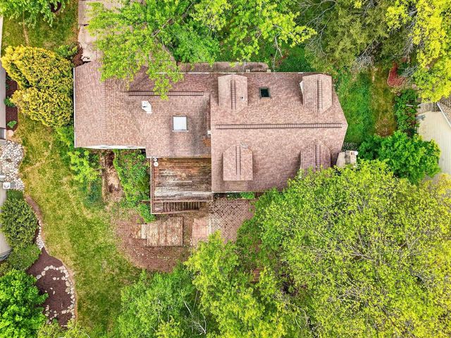 2410 River View Drive, Janesville, WI 53546