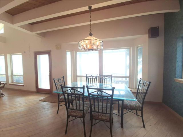 1823 Port O Call Street, Tiki Island, TX 77554